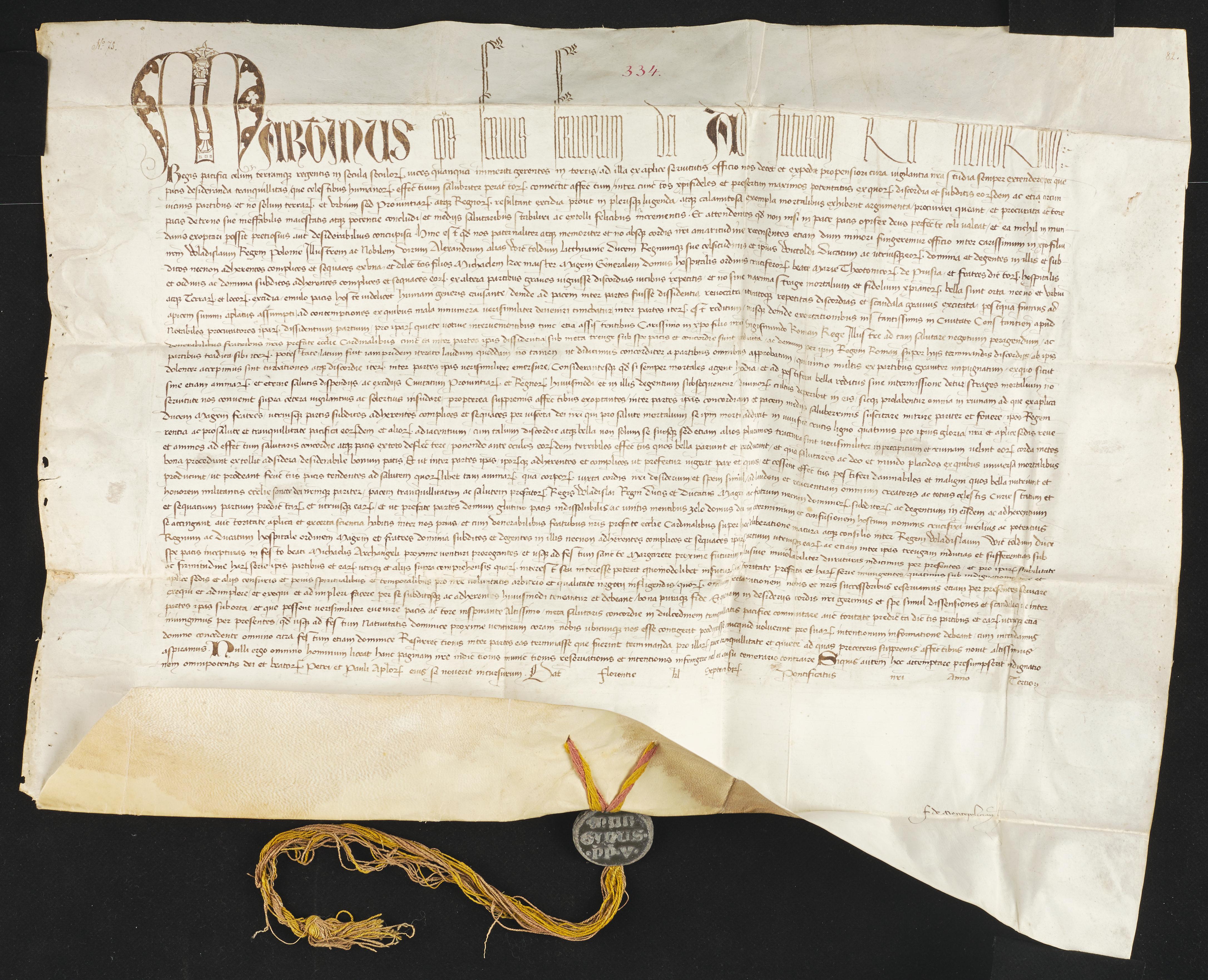 http://images.monasterium.net/illum/IllUrk/1420-01-09_Martin-V-befiehlt-einen-Waffenstillstand-OT-Polen-Litauen_mit-Saeule_Scriptor-G-de-Callio_Krakau-Nat-Mus-Bibl-Czator-334-Perg-.jpg