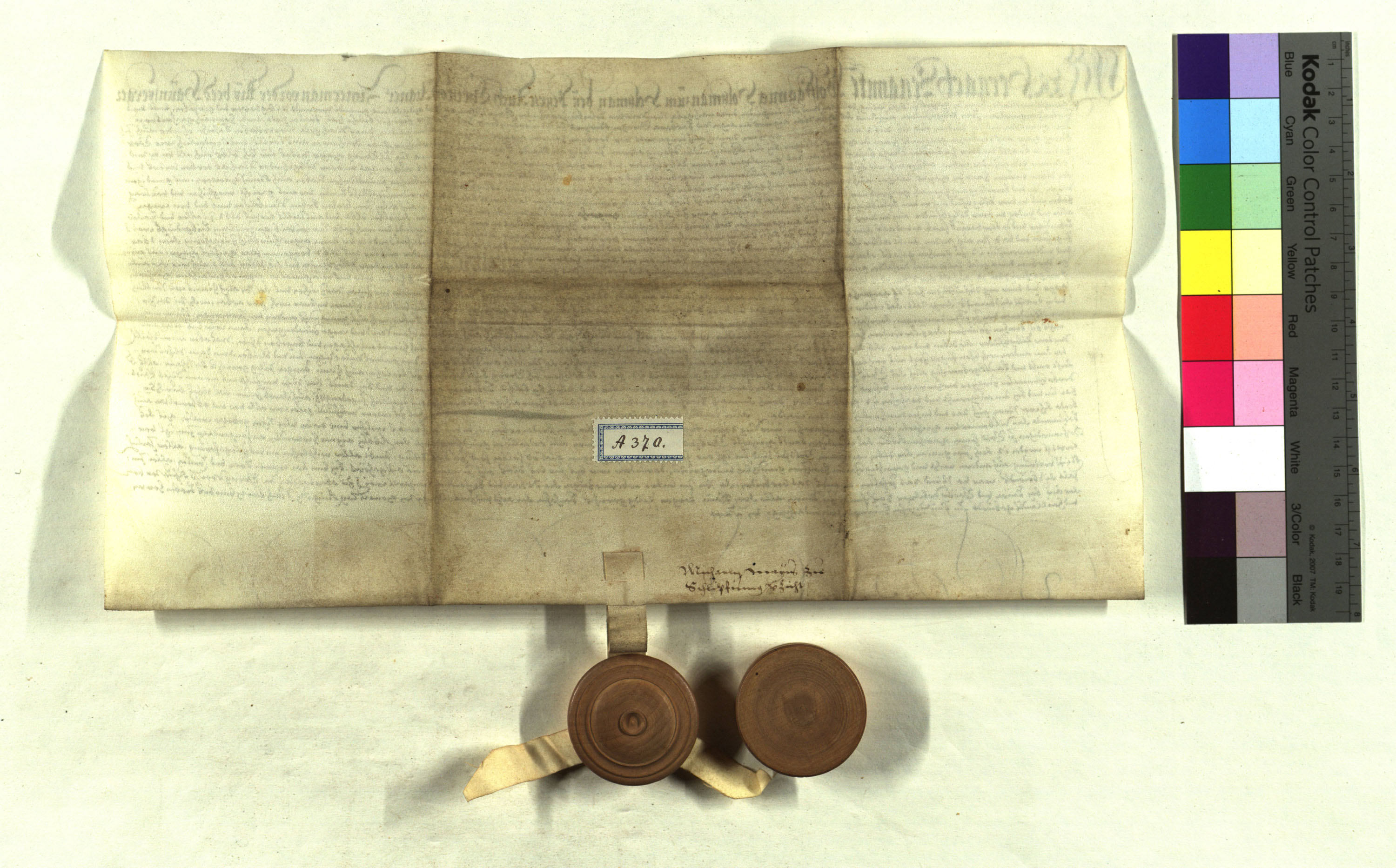 StAMB-Urkunden_15830828_A-0370_v.jpg