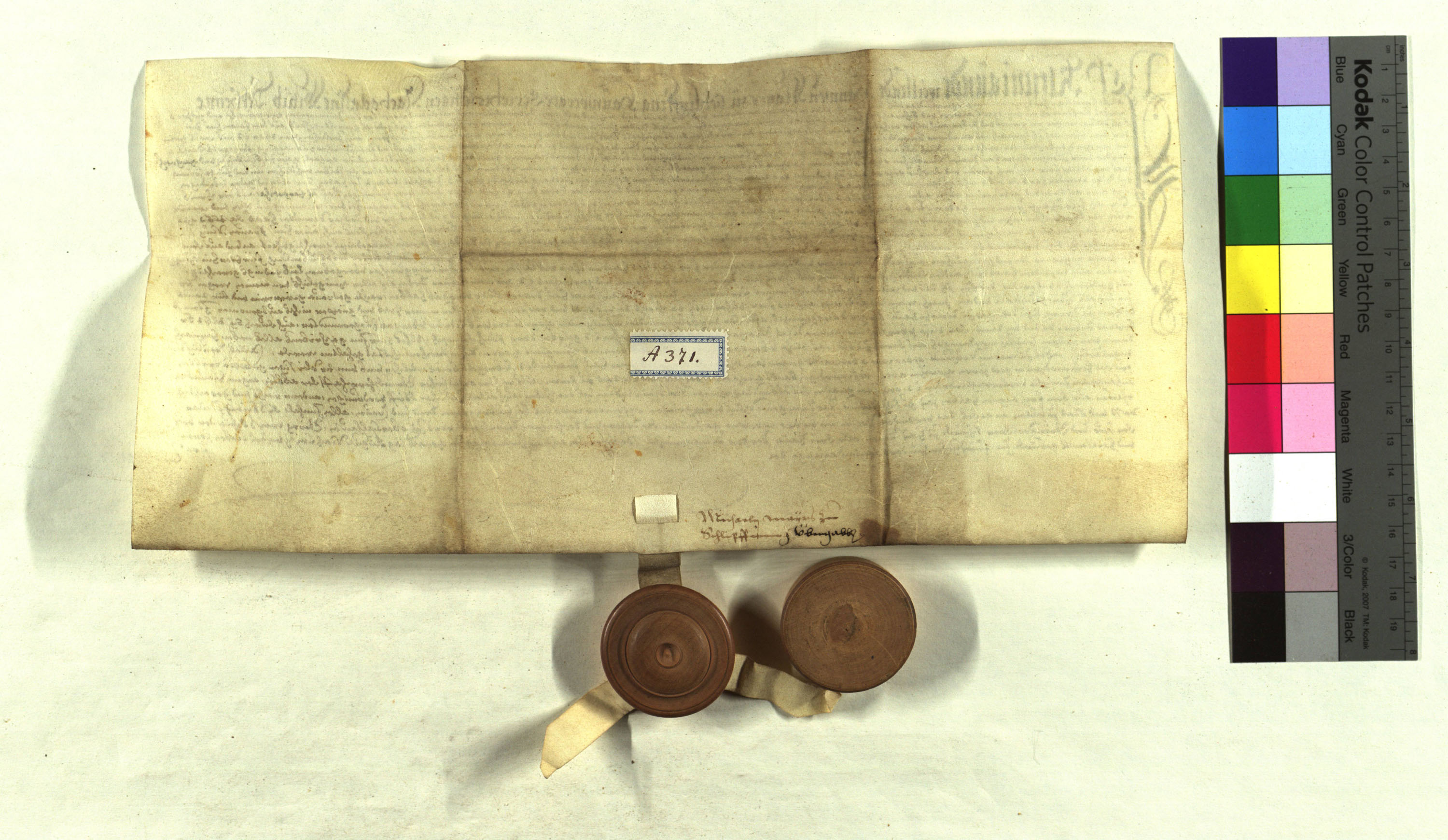 StAMB-Urkunden_15830828_A-0371_v.jpg