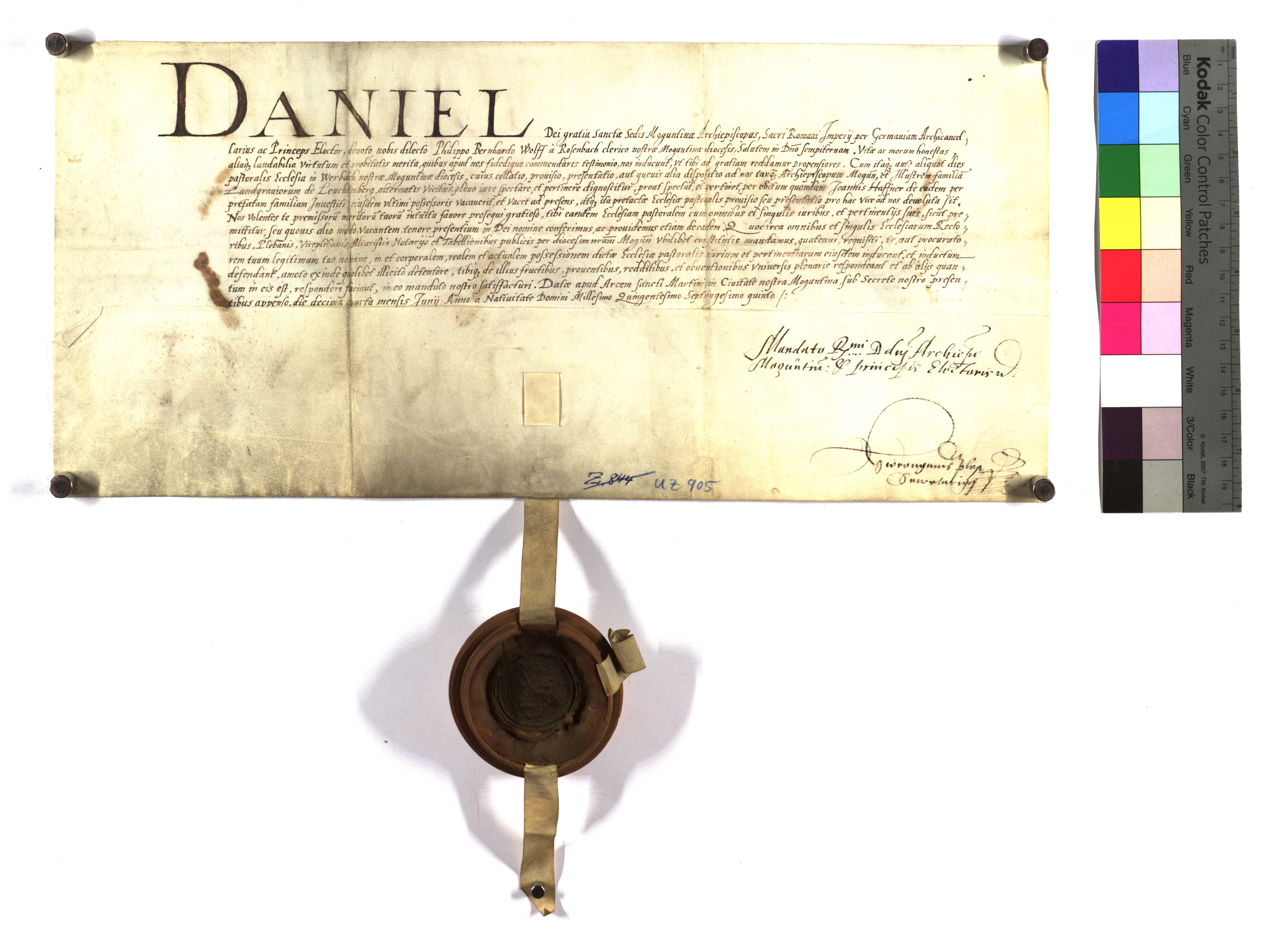 EAF_Urkundensammlung-Zell_905_r-1.jpg